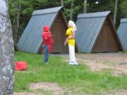 Matka vysílá Karkulku do lesa