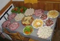 Stravu zajistily děvčata